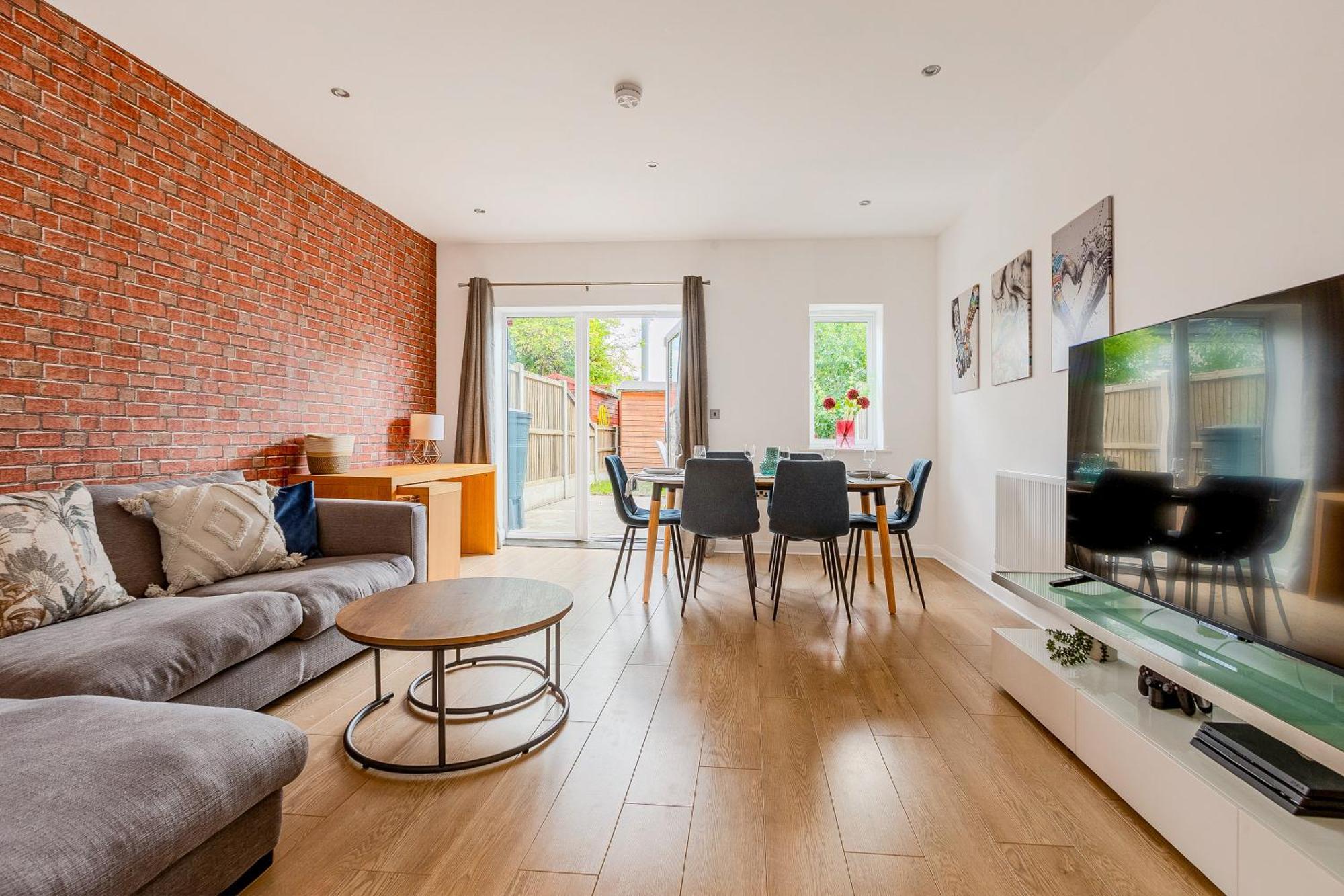 Holiday home Peaceful 4br With Garden& Parking In Walthamstow London