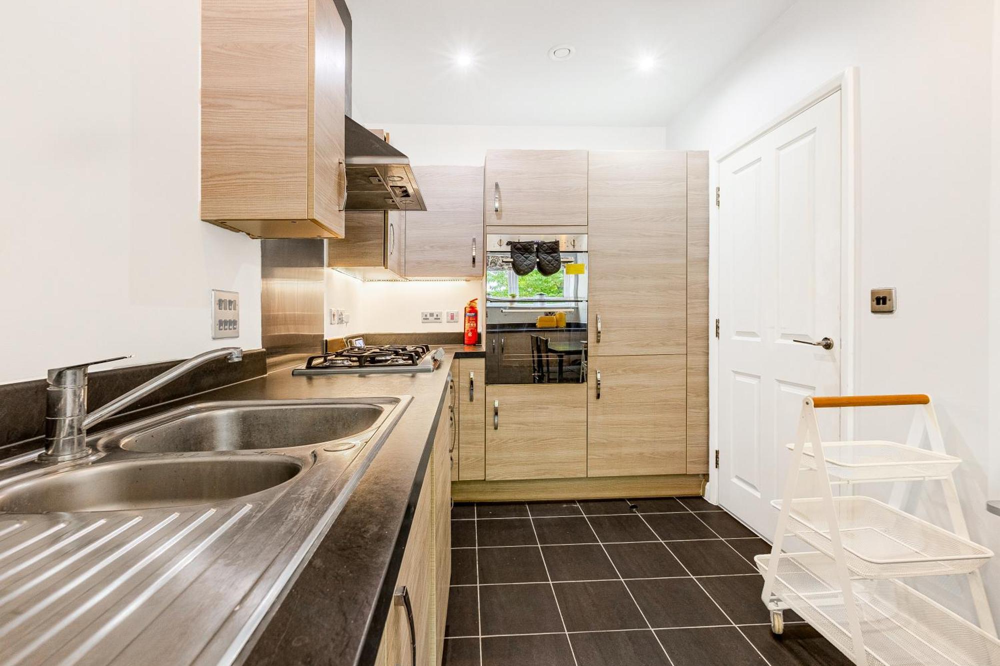 Peaceful 4br With Garden& Parking In Walthamstow Holiday home
