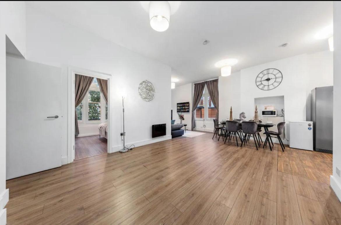 Majestic 2-bedroom Flat In Knightsbridge-hyde Park Kb70 Leilighet