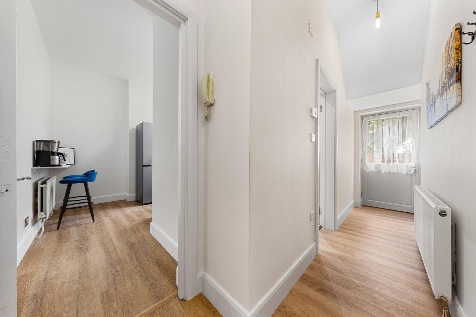 Apartment Maida Vale, Modern Apt, Sleeps 4, London. London