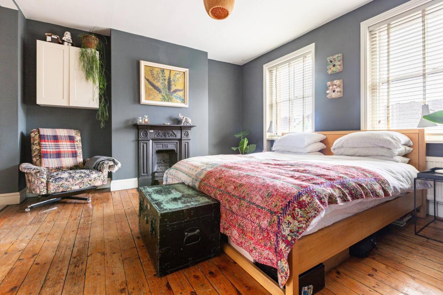 Beautiful Victorian Townhouse - 5 Bedrooms Holiday home *