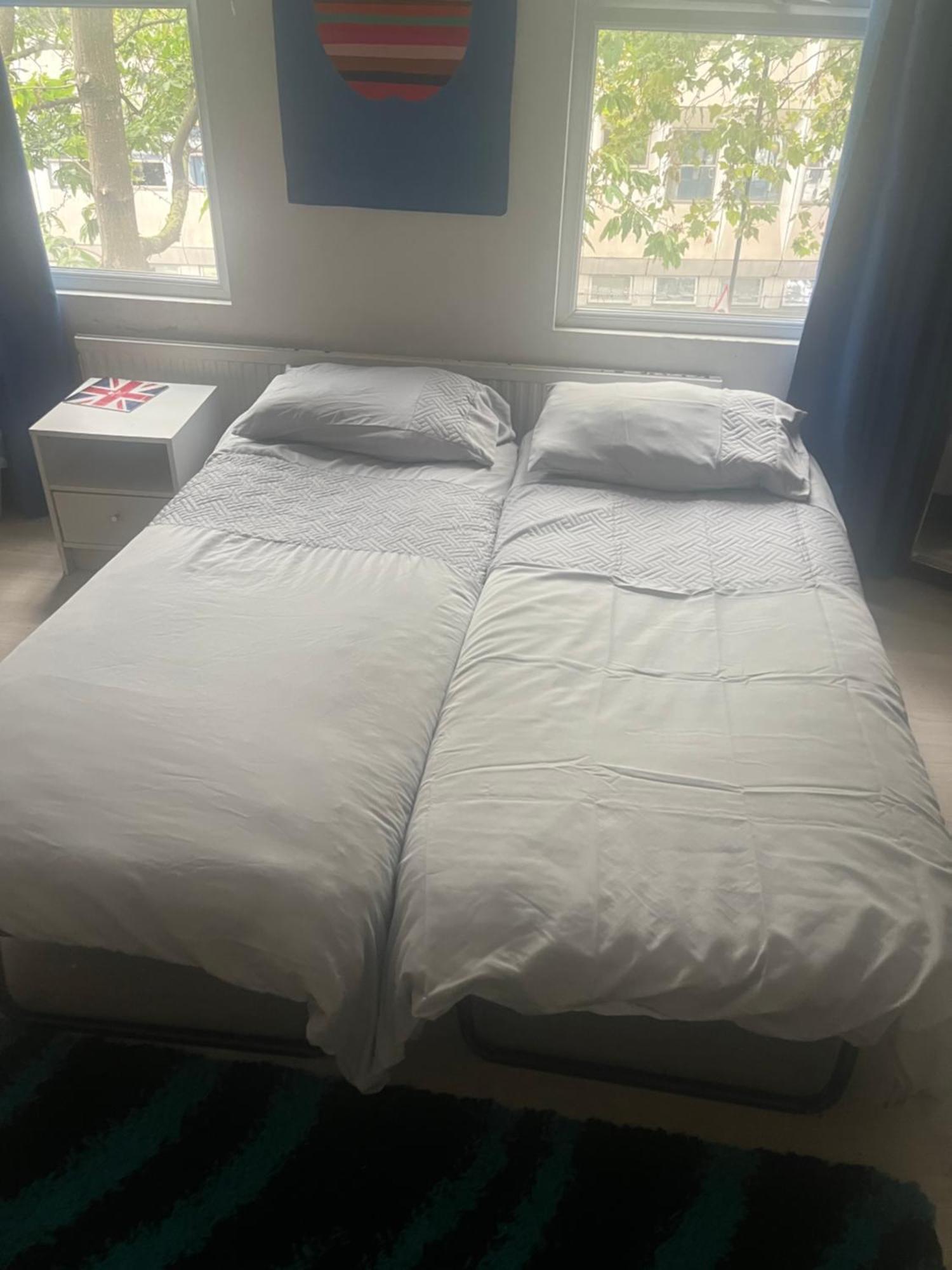 Renovated Family With Shared Kitchen And Bathroom In Angel London
