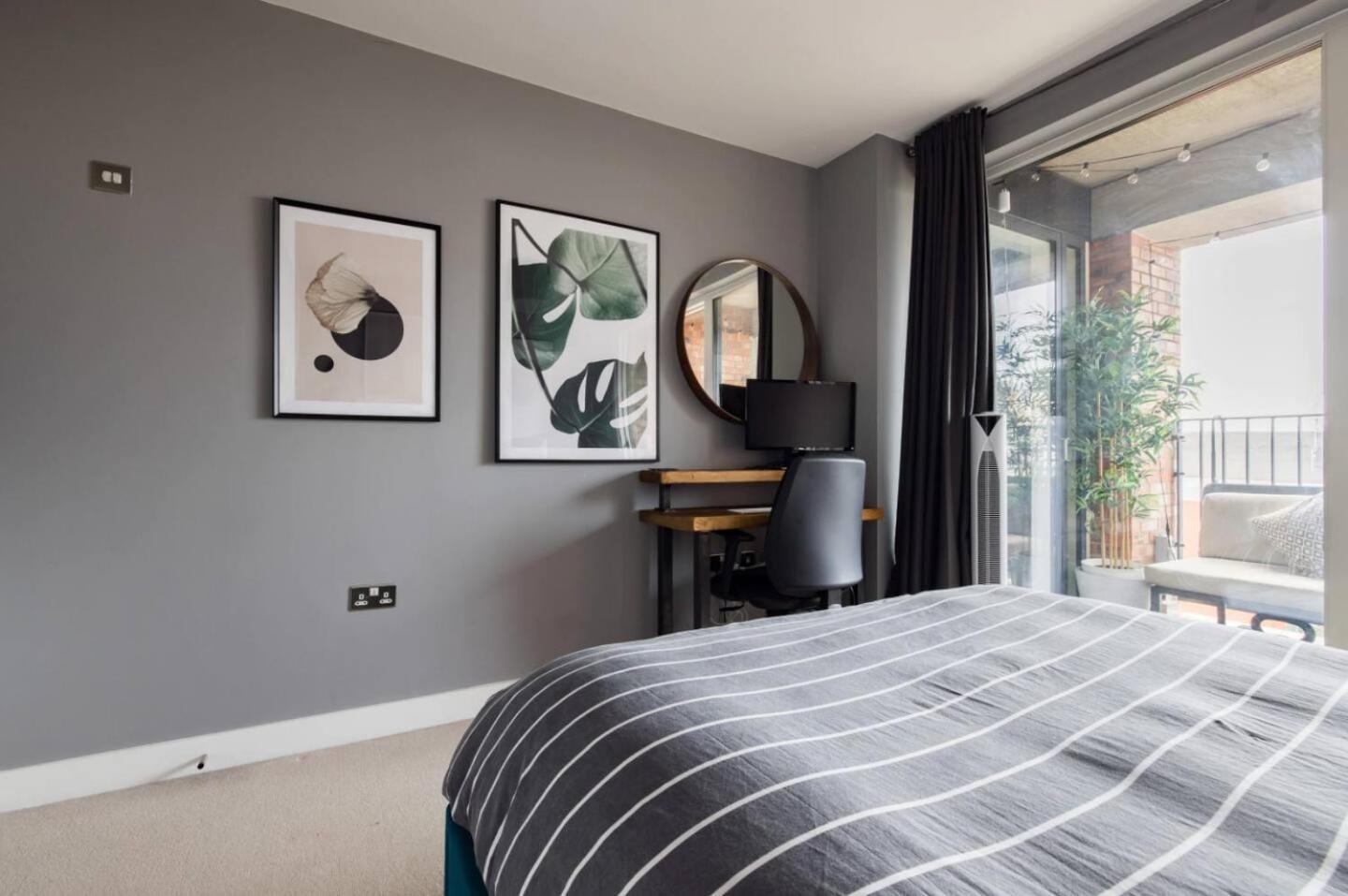 1br London, Hackney Wick Apartment