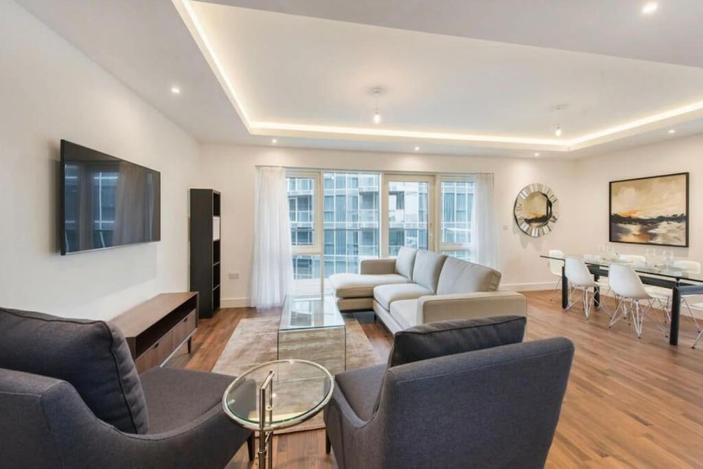 Stylish 3 Bed Gem In London