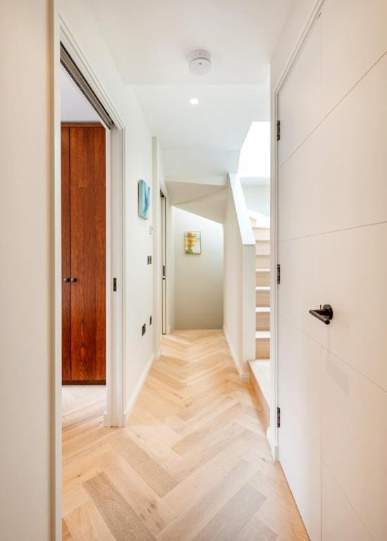 Two Bed Duplex In Covent Garden Apartment London