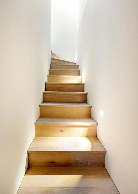Two Bed Duplex In Covent Garden *