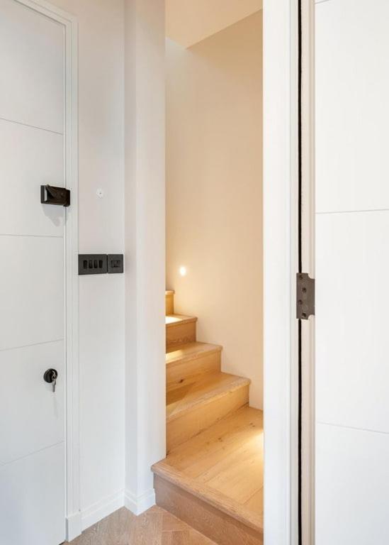 Two Bed Duplex In Covent Garden Apartment