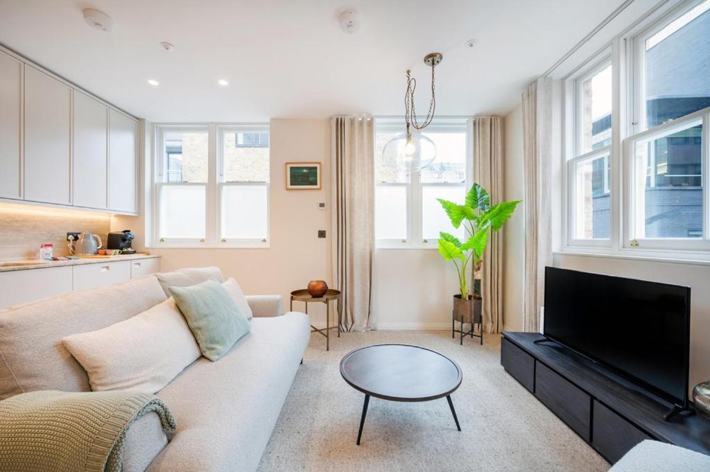 Apartment Two Bed Duplex In Covent Garden London