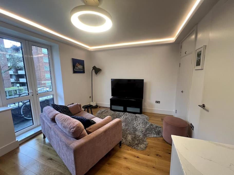 Lovely One Bedroom Flat In The Heart Of Apartment London