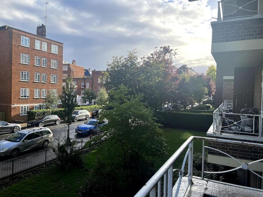 Lovely One Bedroom Flat In The Heart Of
