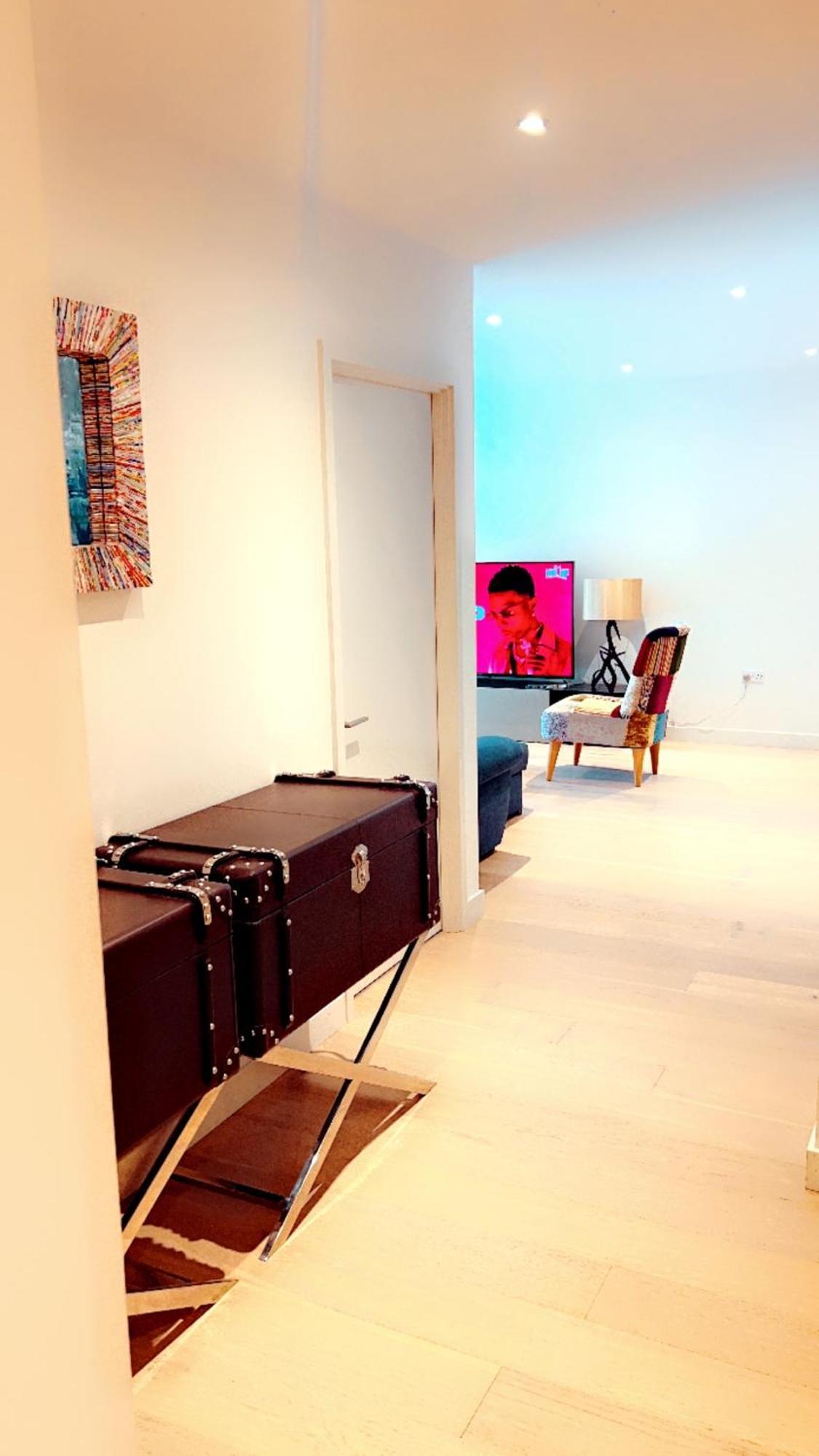Apartment Luxe 2 Bedroom And Sofa Bed - Up To 6 Guests *