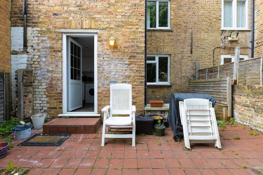 Lovely Garden 2bd Flat In * London