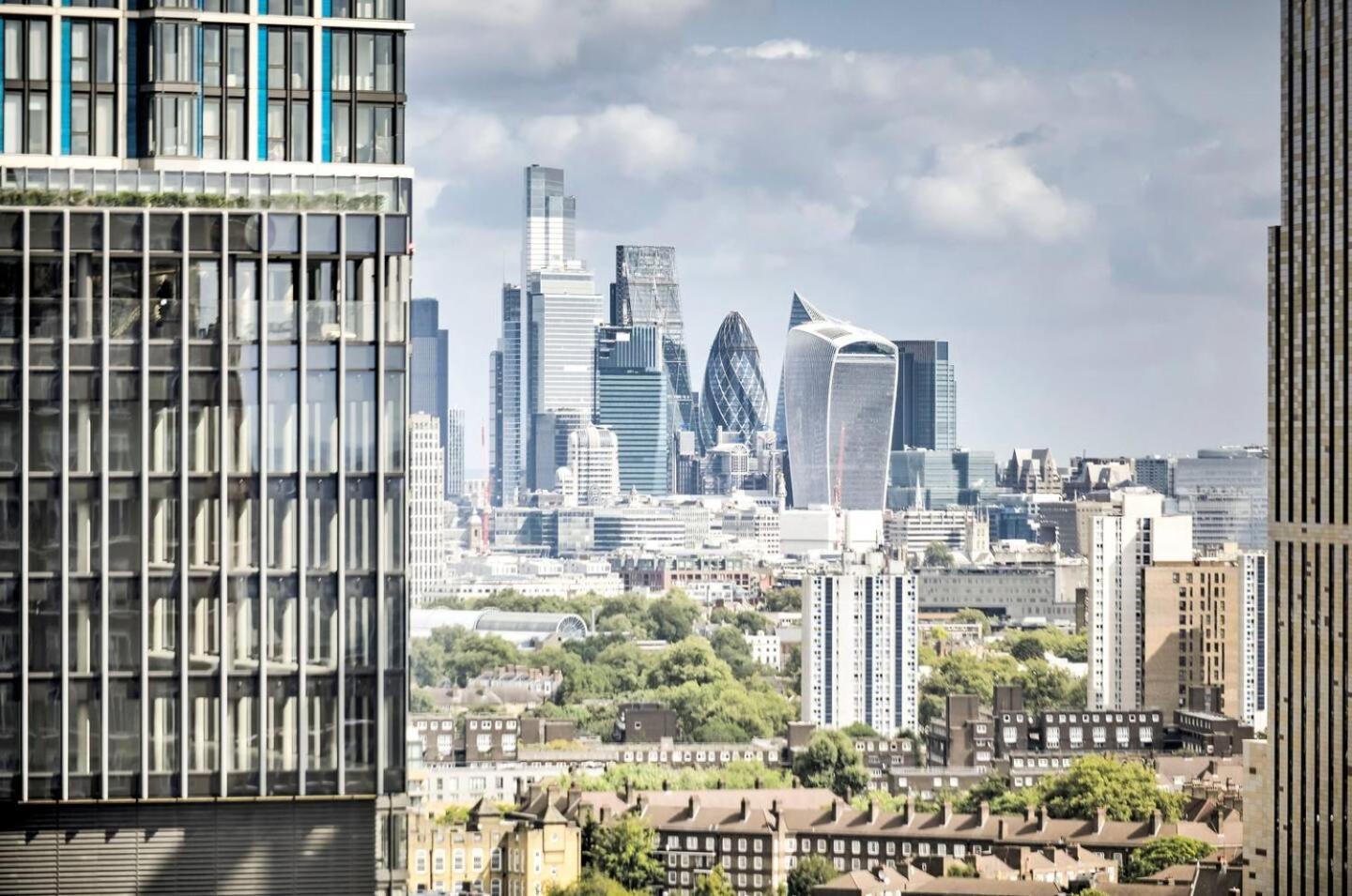 Leilighet Luxury High-rise 21st Floor 2 Bedroom 2 Bath Flat London