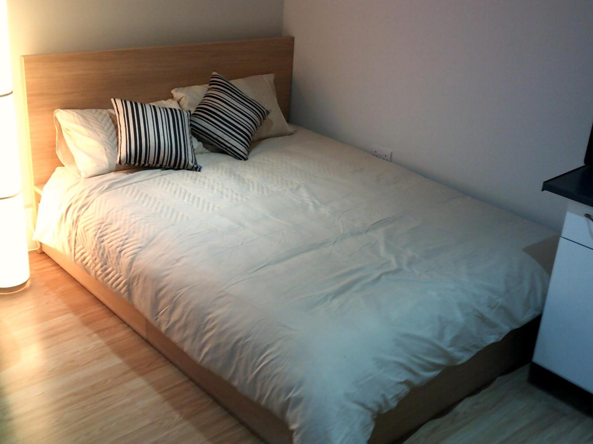 Newly Built Modern House With Free Parking * Londres