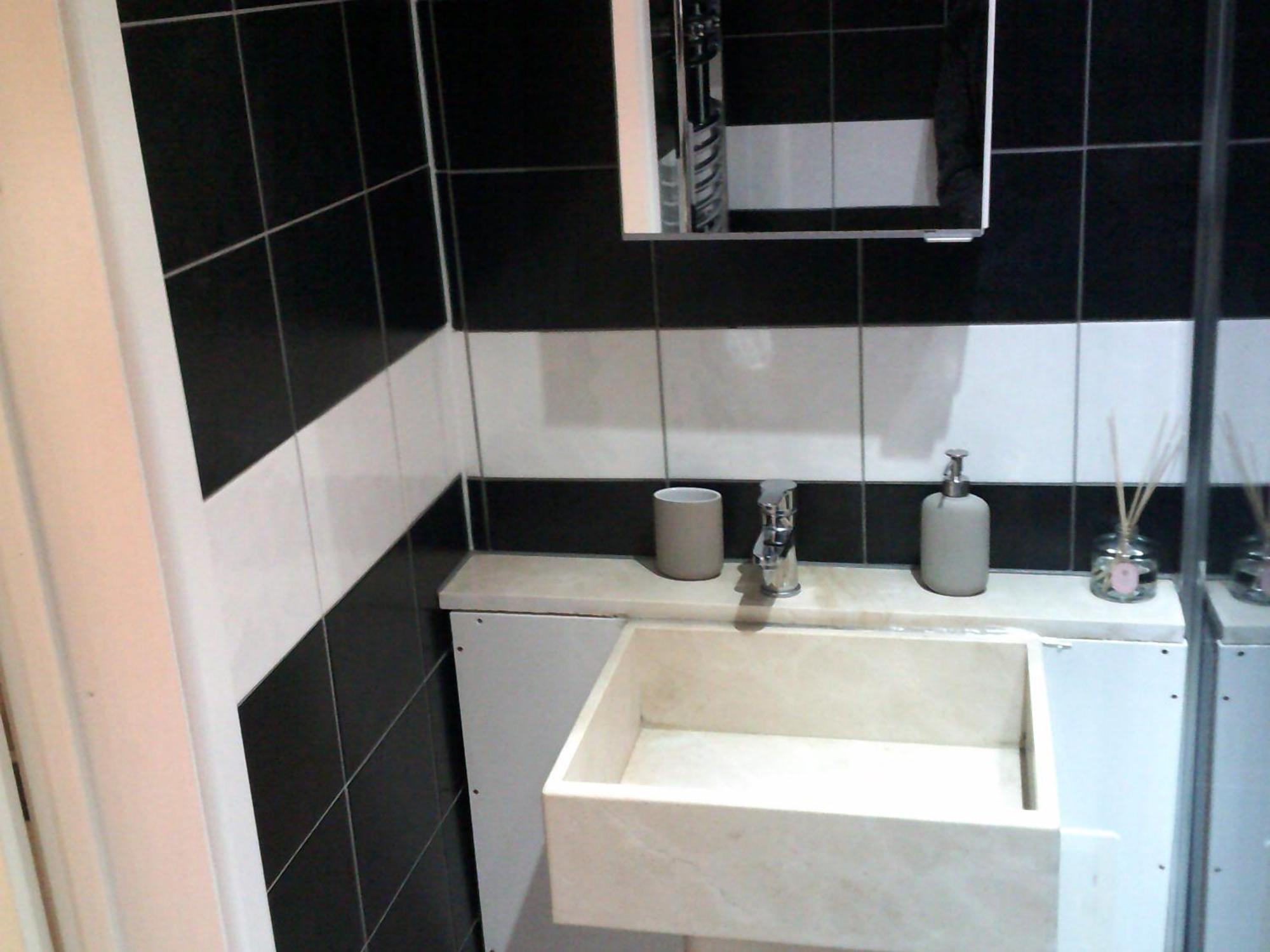 Newly Built Modern House With Free Parking Londres