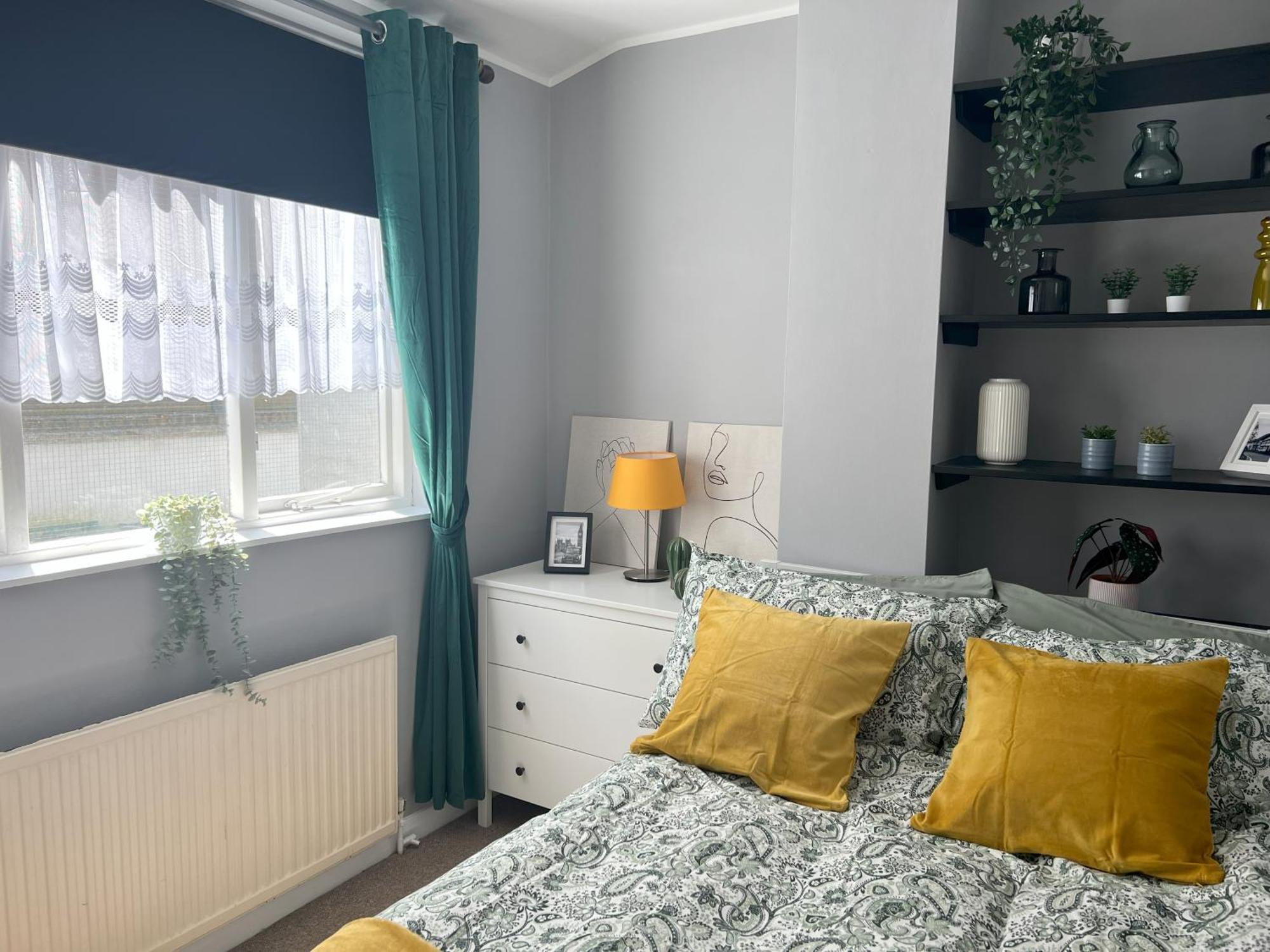 Two Bedroom Flat In Leilighet *
