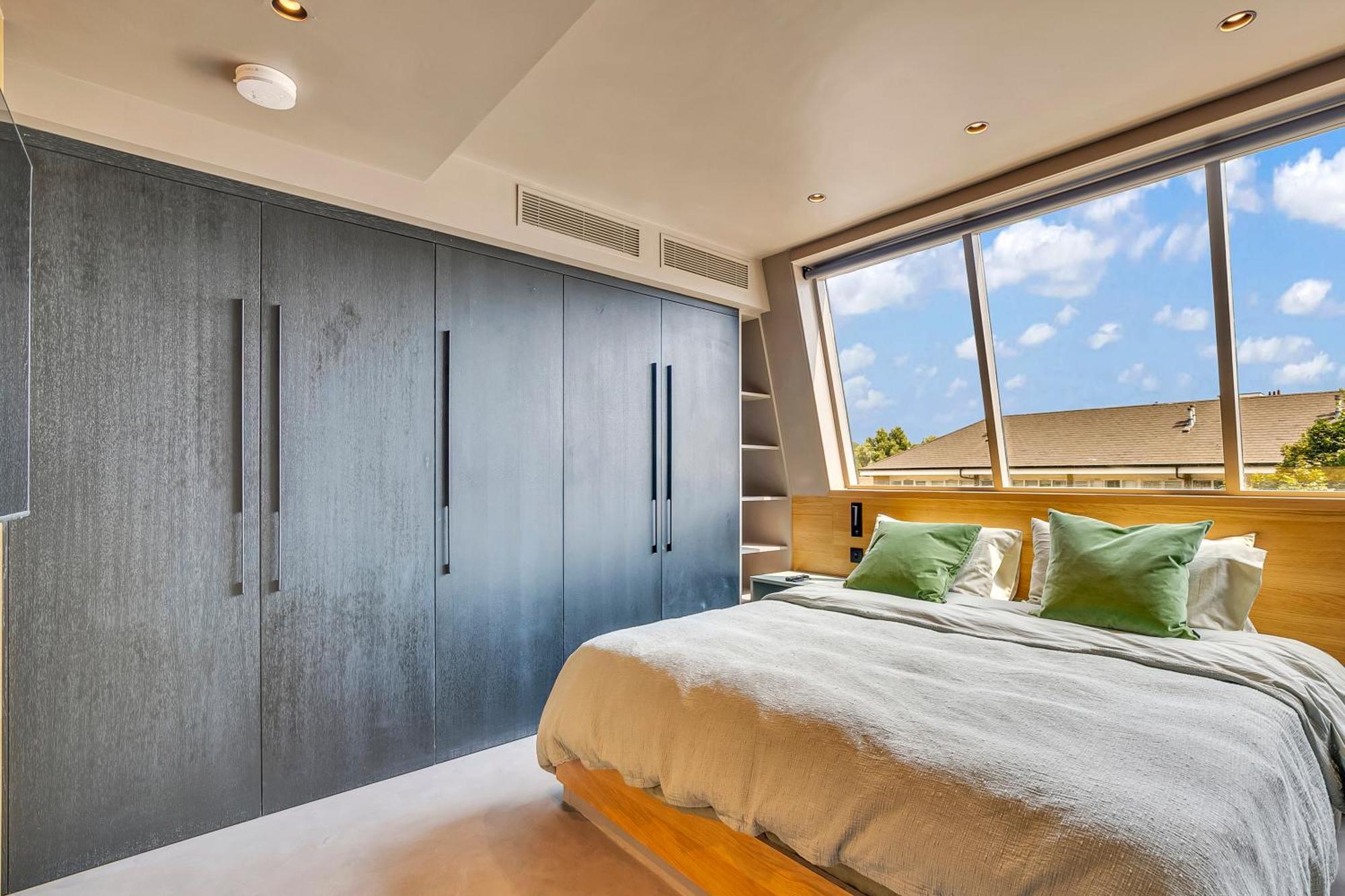 Kings House Apartment *