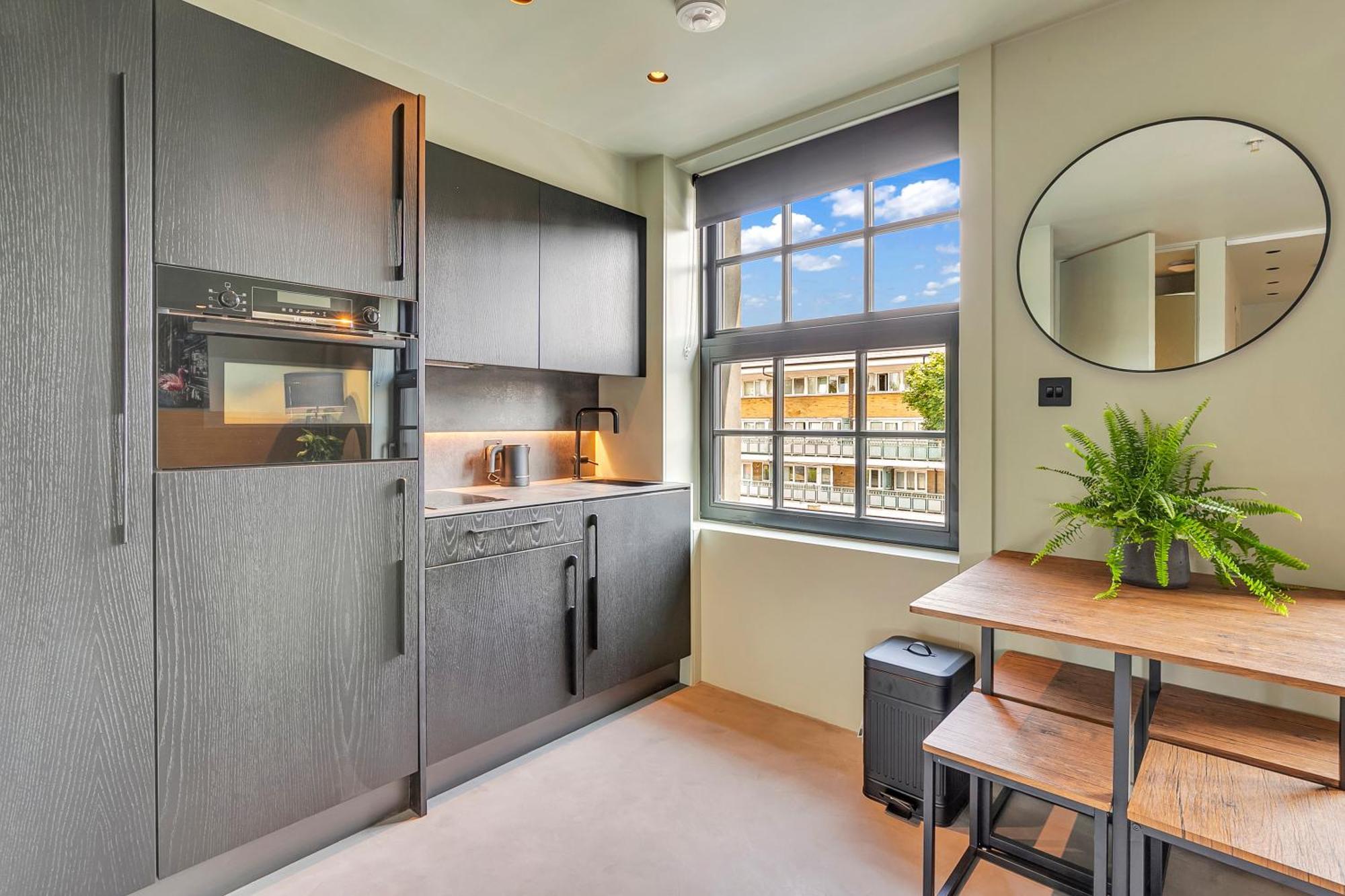 Apartment Kings House *