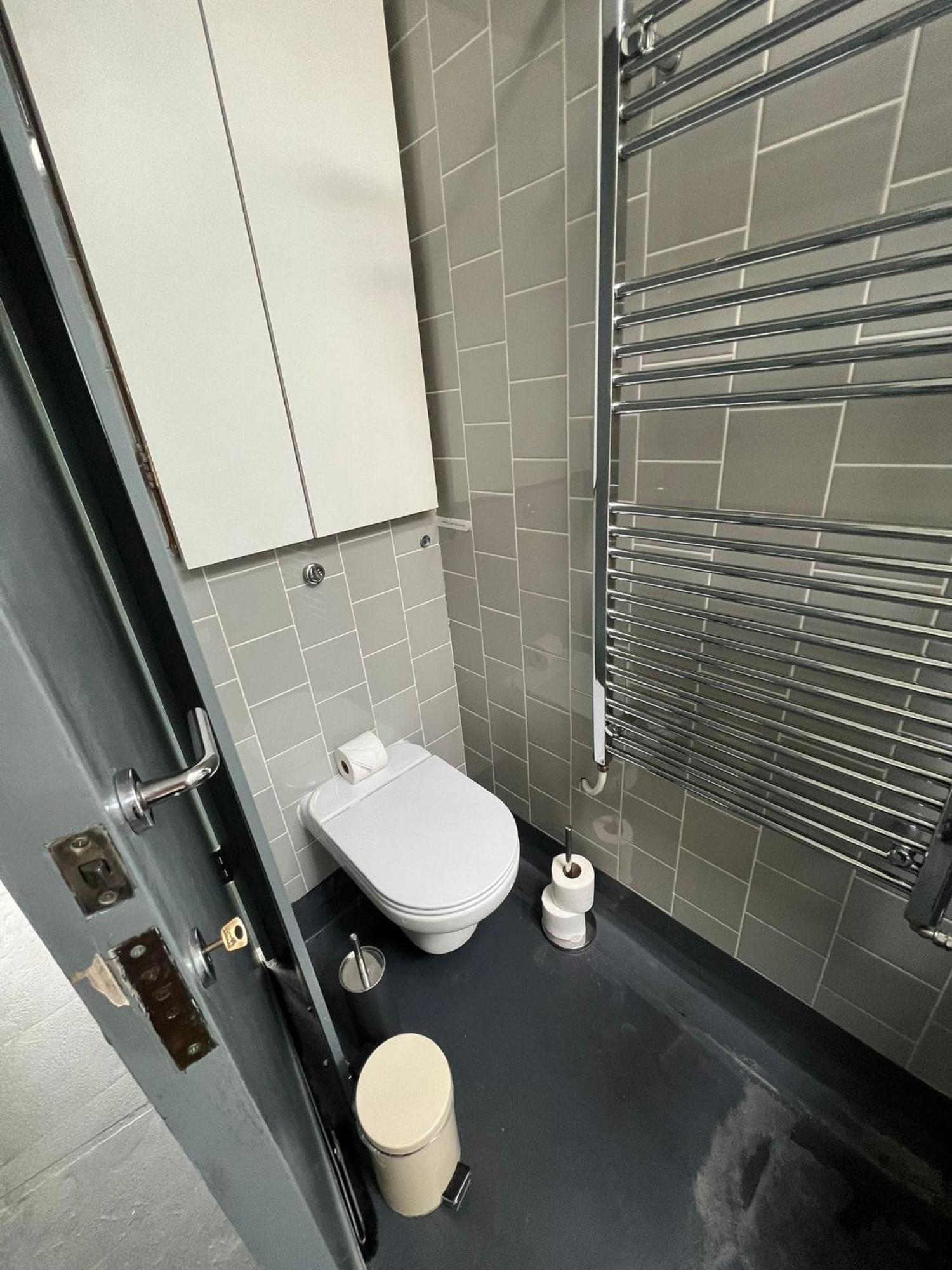 One Bed House In Camden Town London