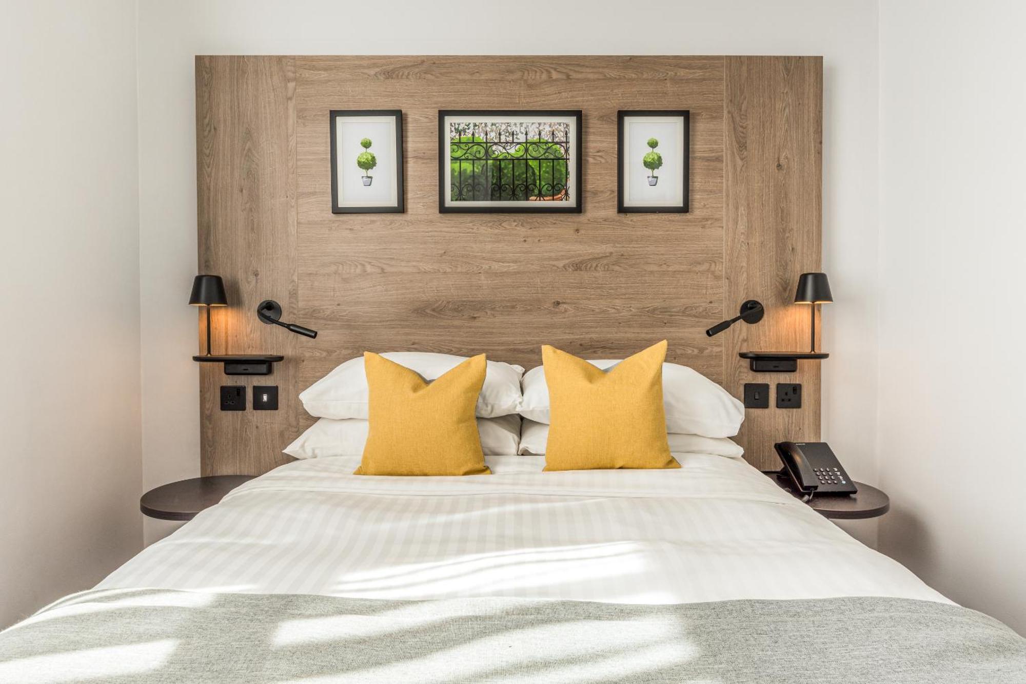 Princes Square 4* Londen