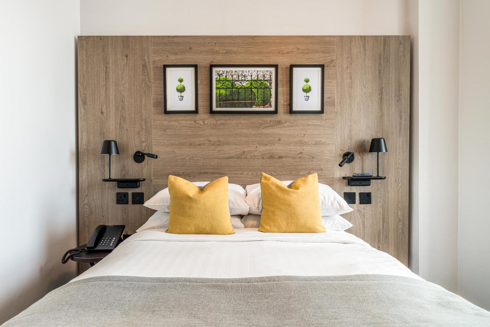 Princes Square 4* Londen