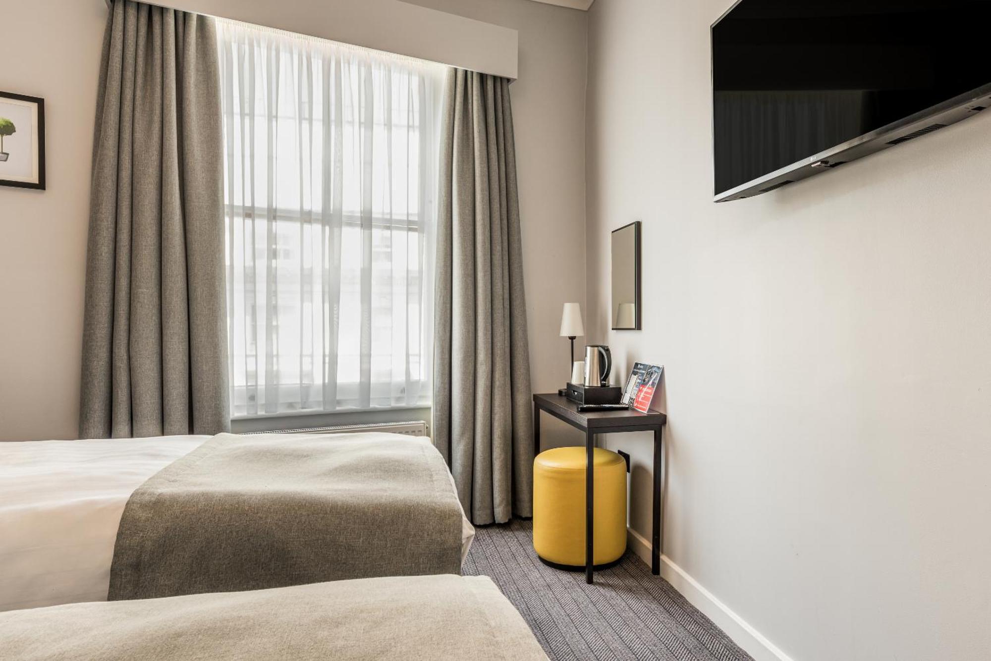 Hotel Princes Square