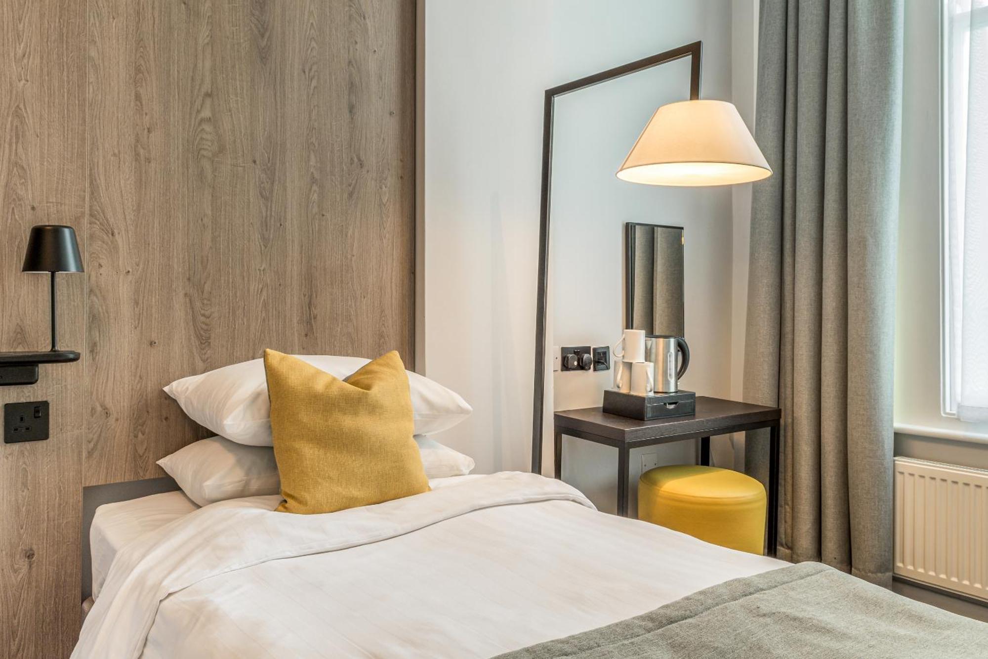 Hotel Princes Square 4*