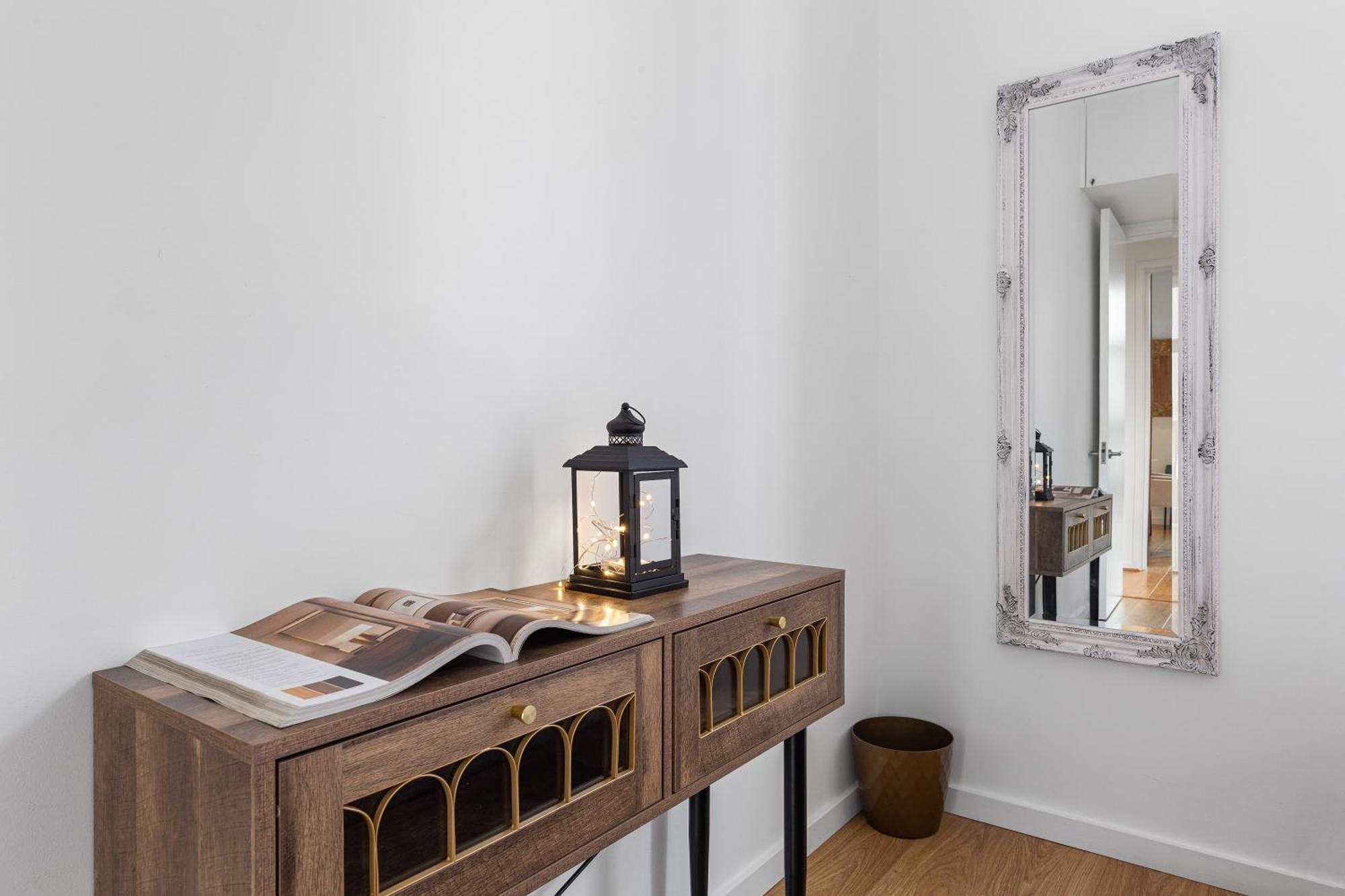 Apartment Designer Victorian Flat With Huge Terrace *