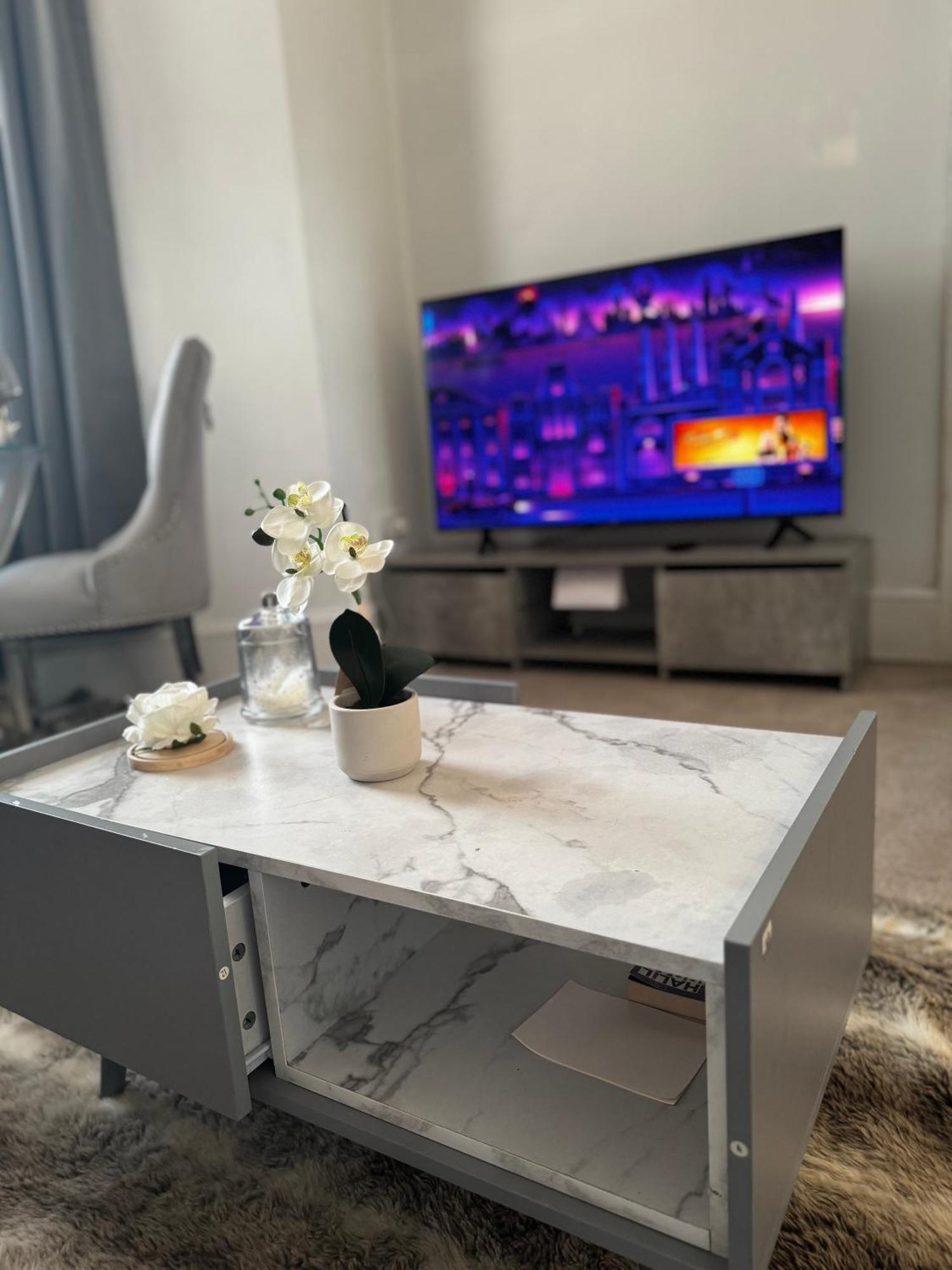 Capital In Stratford Apartment *