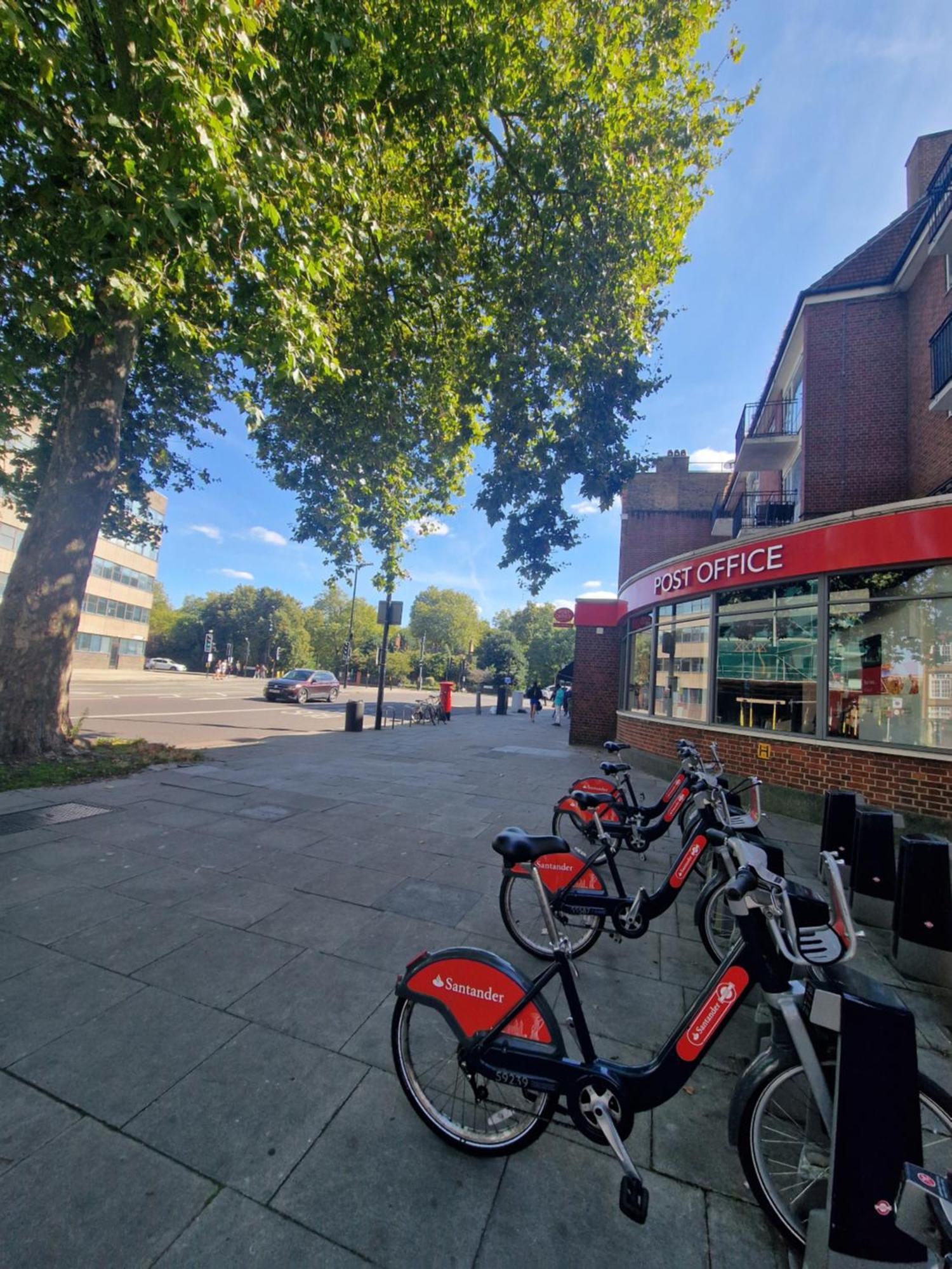 Comfortable 2 Bedrooms Flat In Oval Leilighet