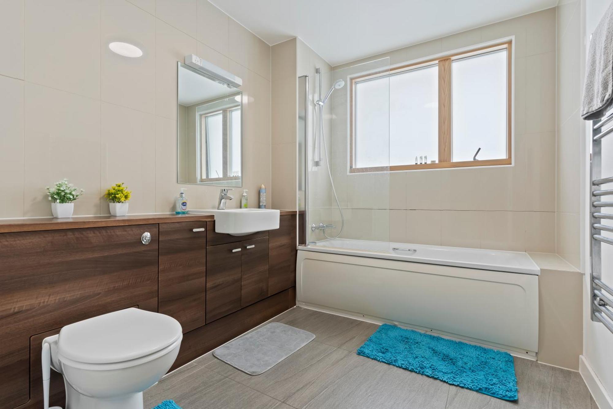 Spectacular 3br 2bath Rooftop Sky-views With Parking Leilighet London