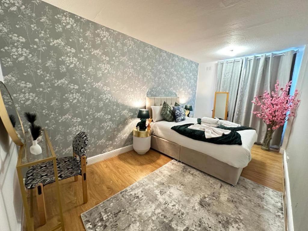 Apartment Three Bedroom Near Marble Arch