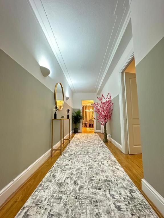 Apartment Three Bedroom Near Marble Arch *