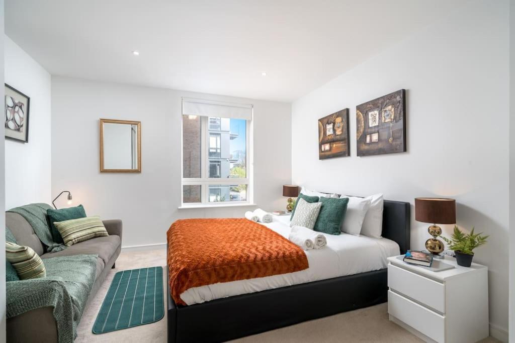 Apartment Luxury Kew Bridge Balcony Free Parking *