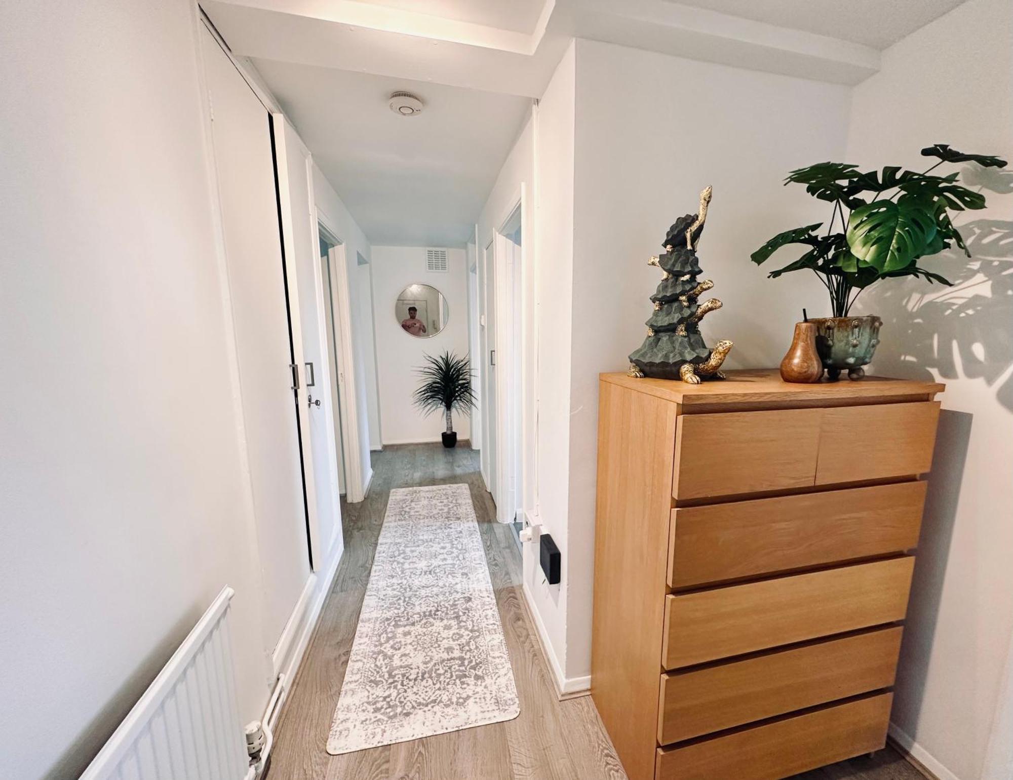 Apartment Spacious, Stylish Close To Transport London