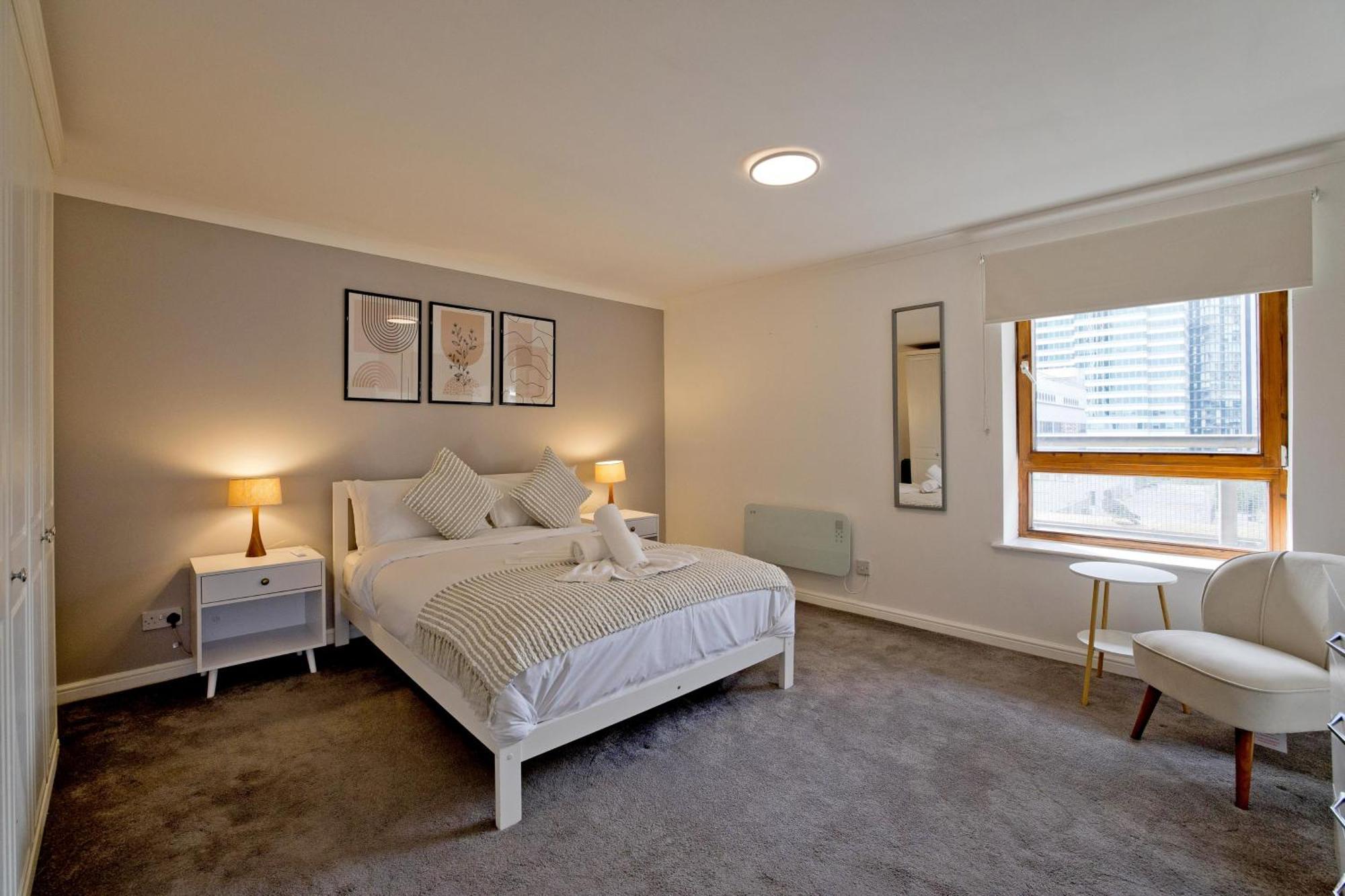 Apartment Imperial Meridian Place London