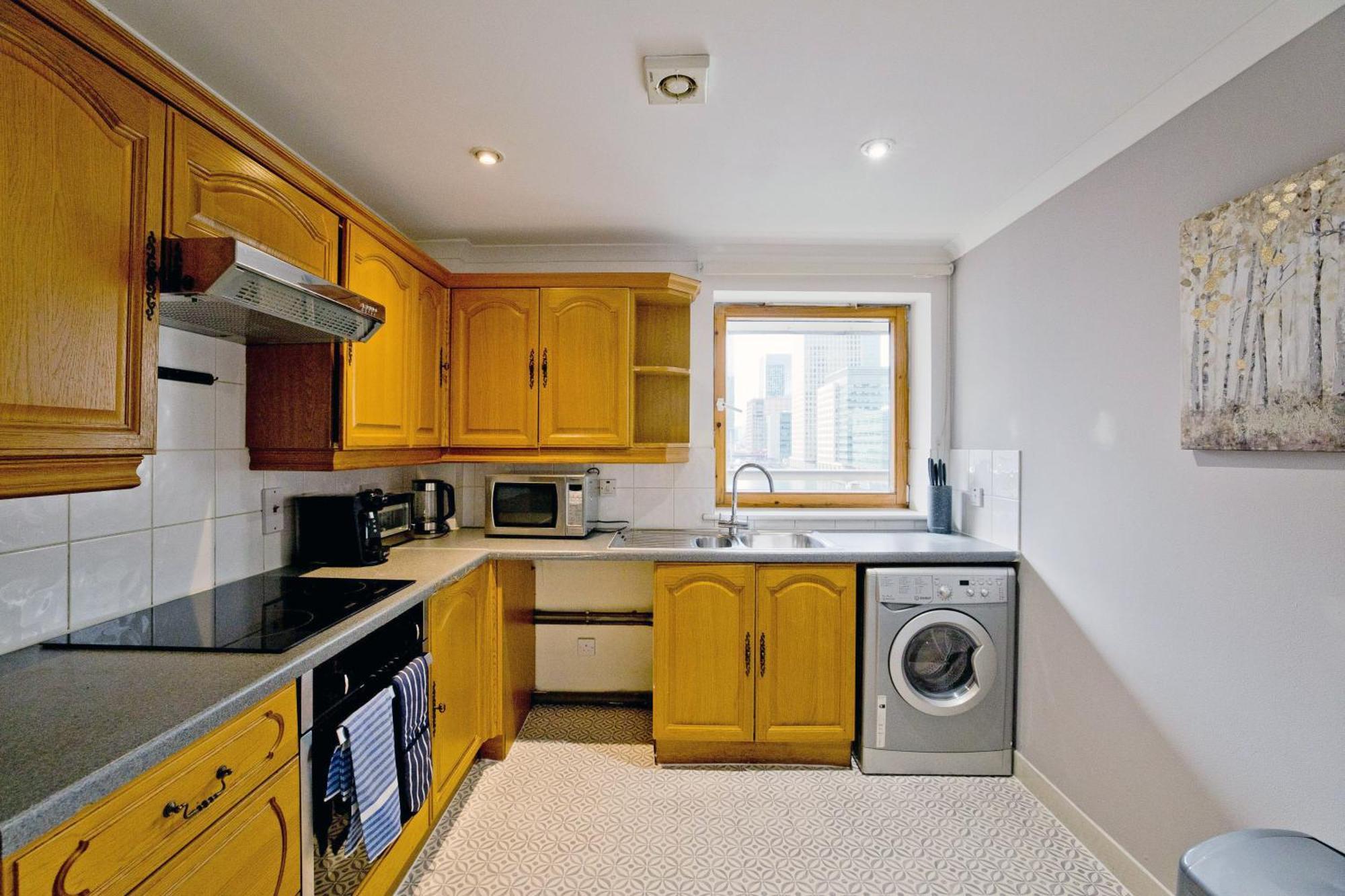 Imperial Meridian Place Apartment *
