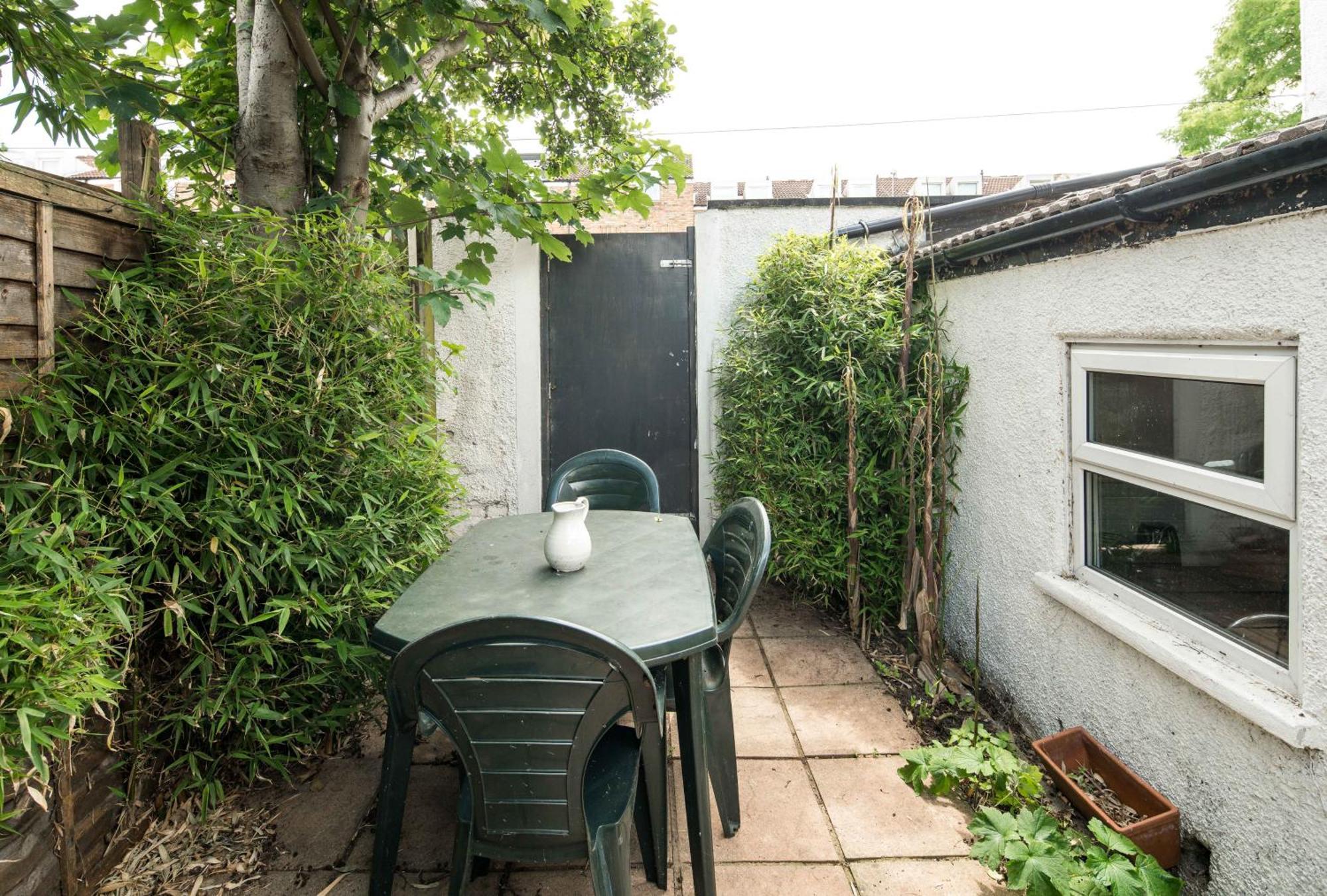 Charming Brixton Flat With Patio & Modern Comforts Leilighet *