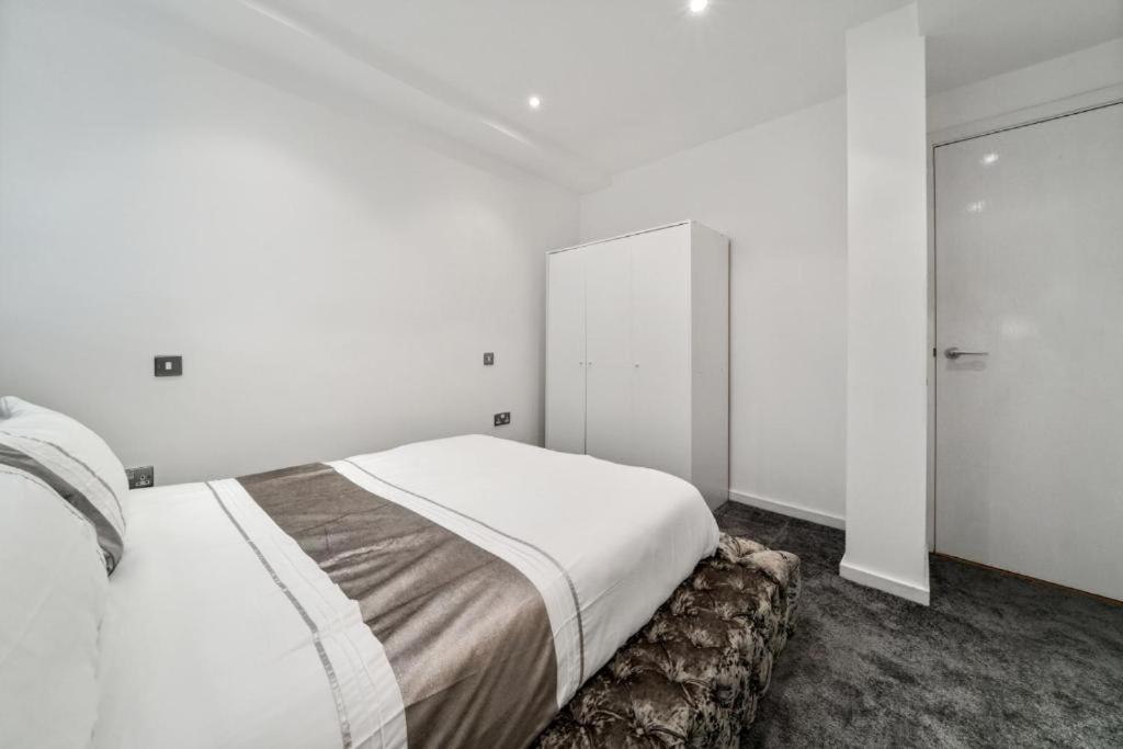 Apartment Modern 1 Bed Camberwell Denmark Hill Excellent Transport Links *