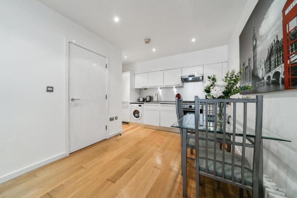 Apartment Modern 1 Bed Camberwell Denmark Hill Excellent Transport Links London