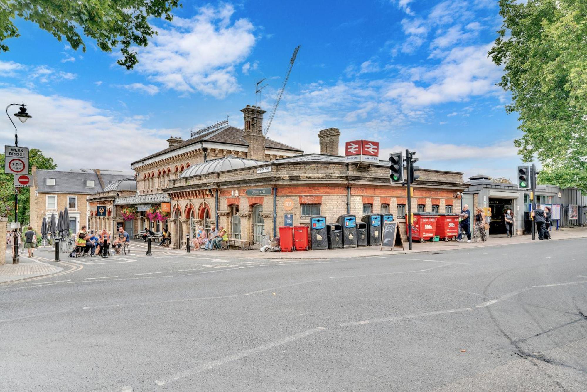 Modern 1 Bed Camberwell Denmark Hill Excellent Transport Links