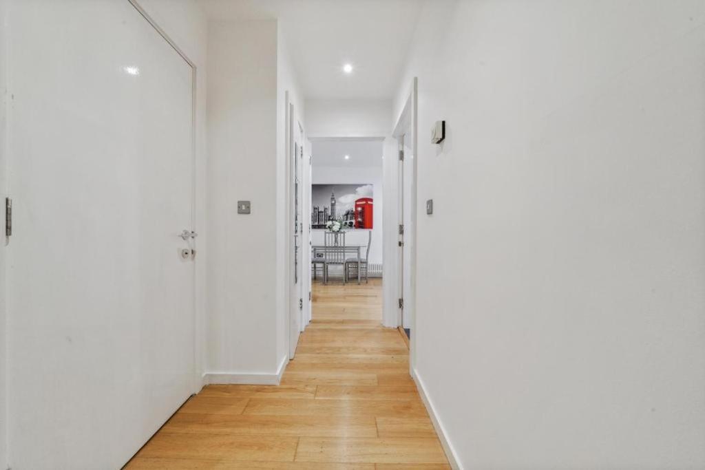 Modern 1 Bed Camberwell Denmark Hill Excellent Transport Links * London