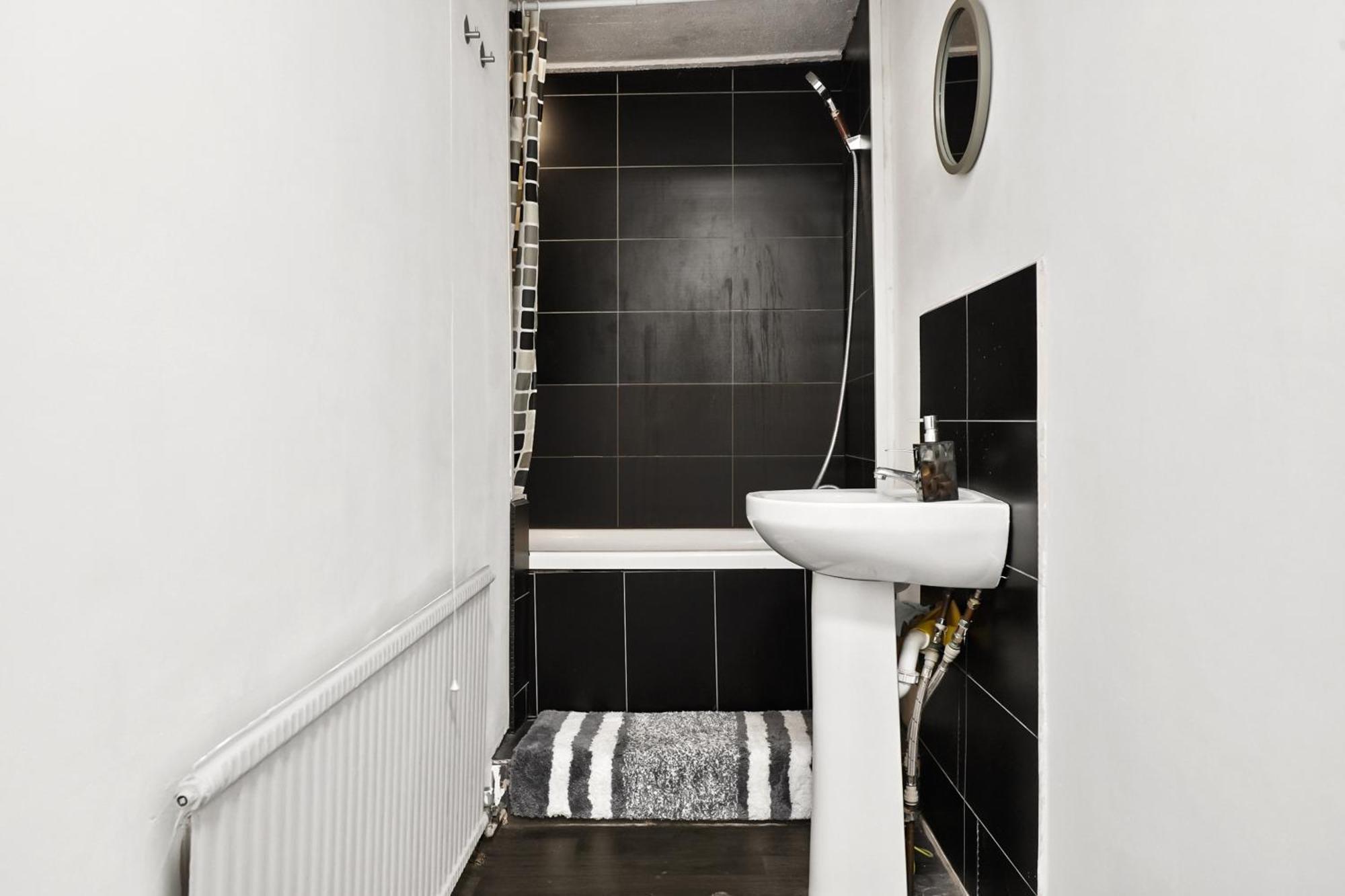 Privatunterkunft Center Cozy Double Bedroom In A Great Location *