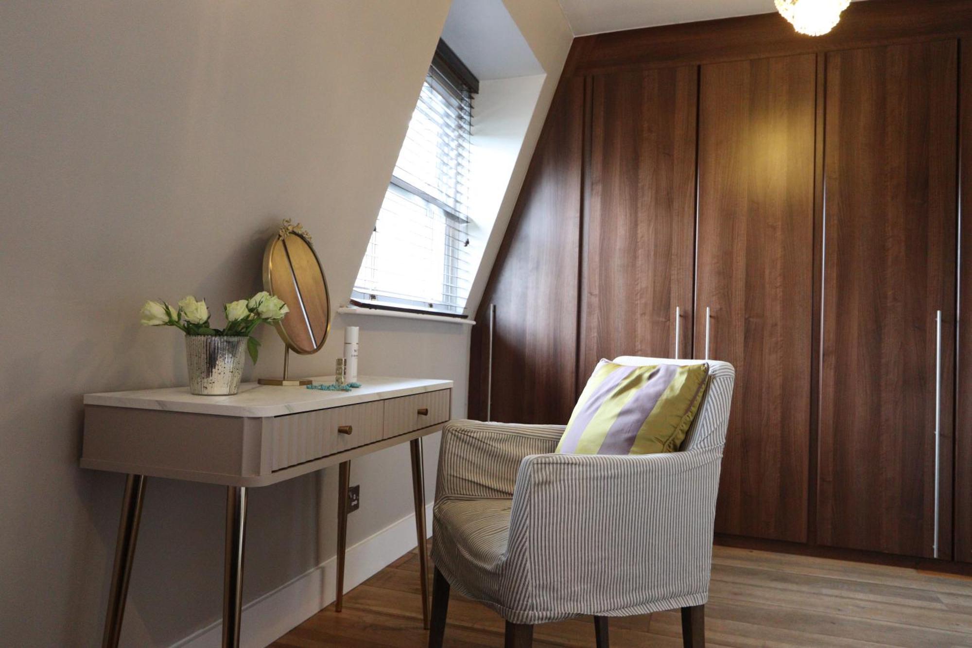 Town View Notting Hill Apartment