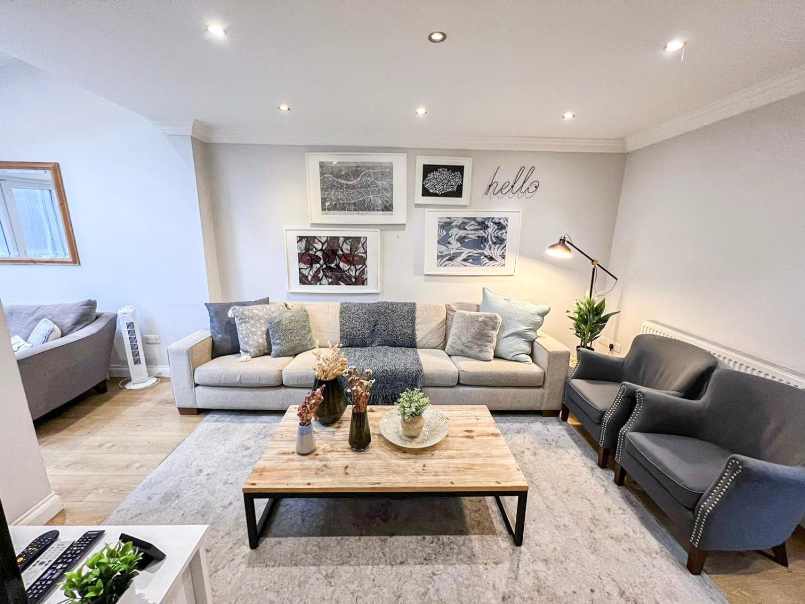 Lovely 4 Bedroom Flat With Ample Garden In Brondesbury, Kilburn *