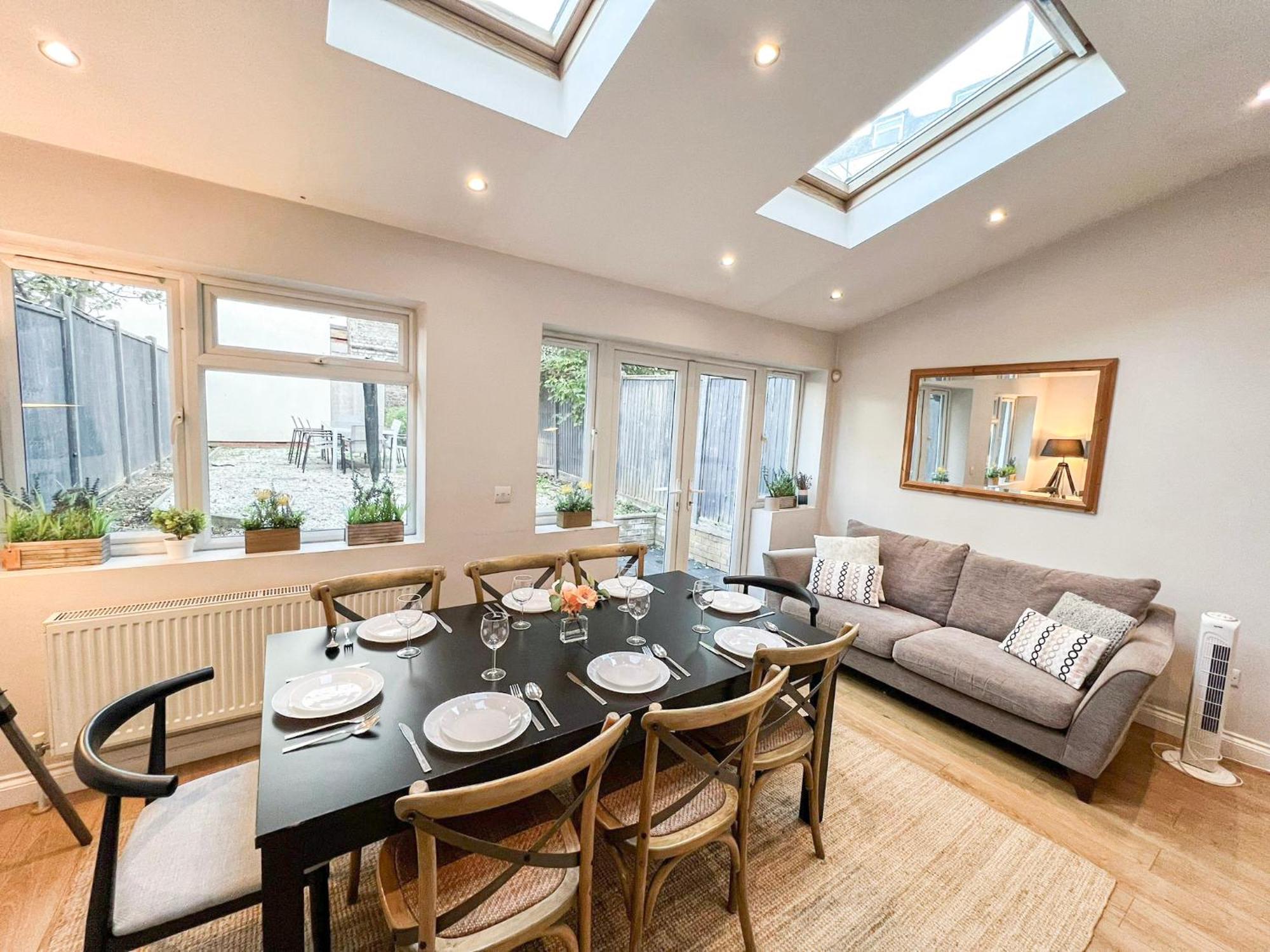 Lovely 4 Bedroom Flat With Ample Garden In Brondesbury, Kilburn