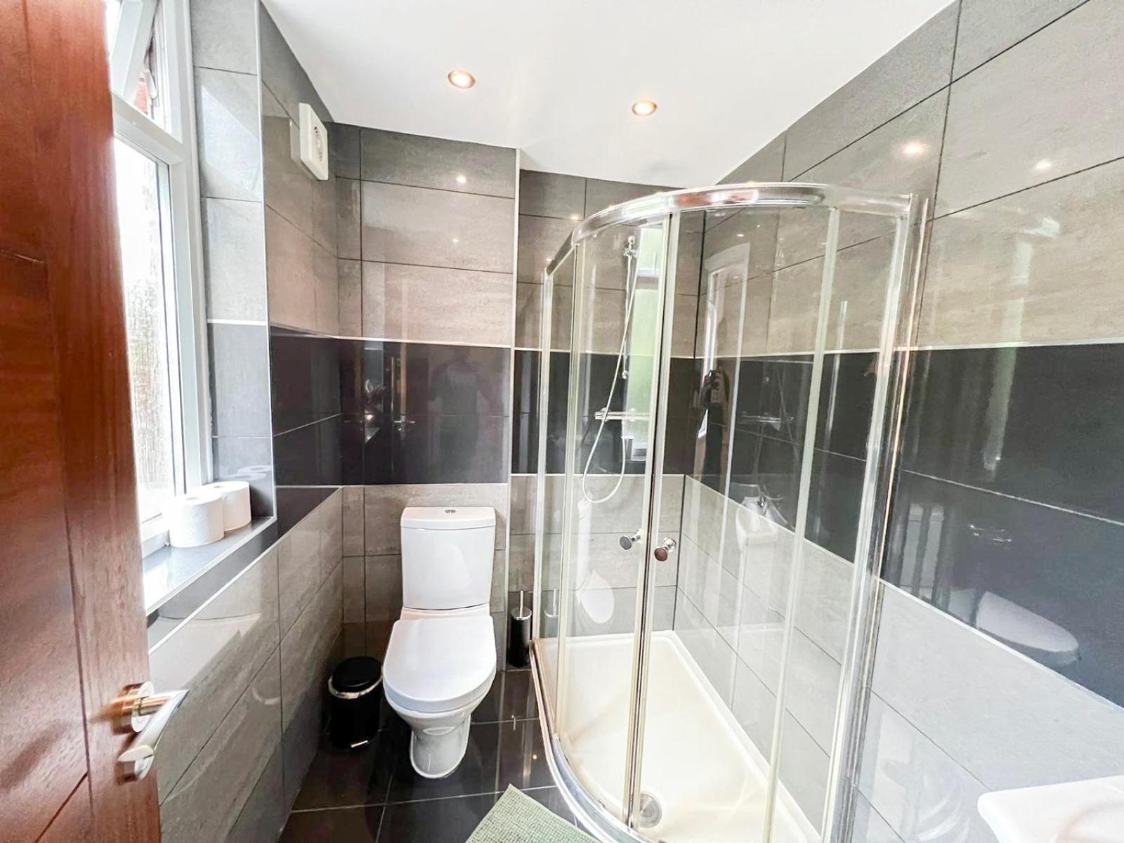 Apartment Lovely 4 Bedroom Flat With Ample Garden In Brondesbury, Kilburn