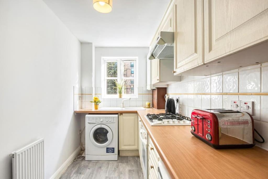 Apartment Very Tower Bridge - 2 Bdr - 2 Bath London