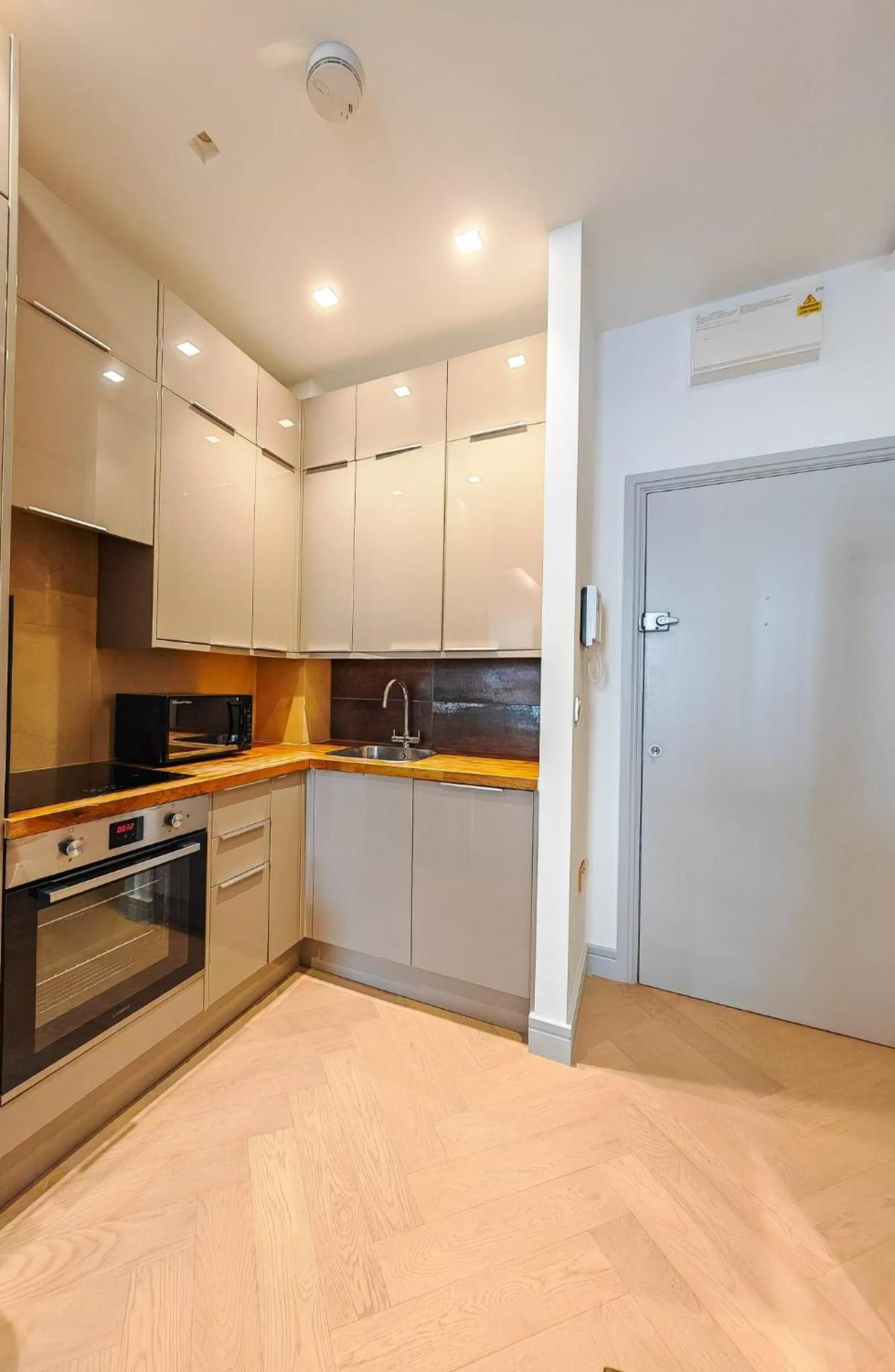 Stylish Modern In Nw6 Apartment London