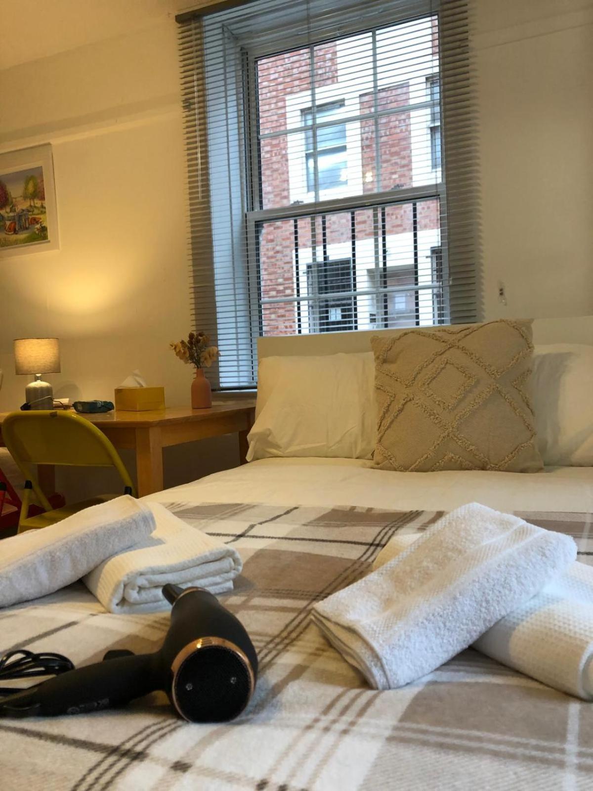 Comfy Private Bedrooms Near O2 Forum Kentish Town, Camden Londres